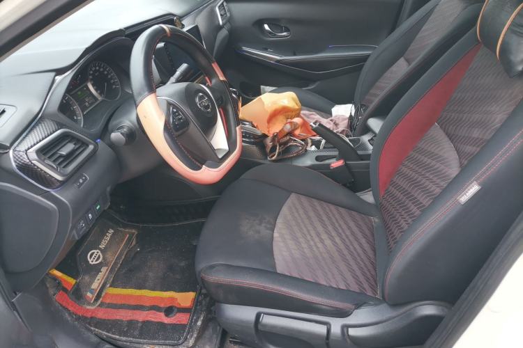 Used Nissan Lannia 2016 1.6L CVT Smart Cool Edition Left Front Seat