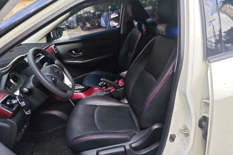 Used Nissan Lannia 2016 1.6L CVT Smart Cool Edition Left Front Seat