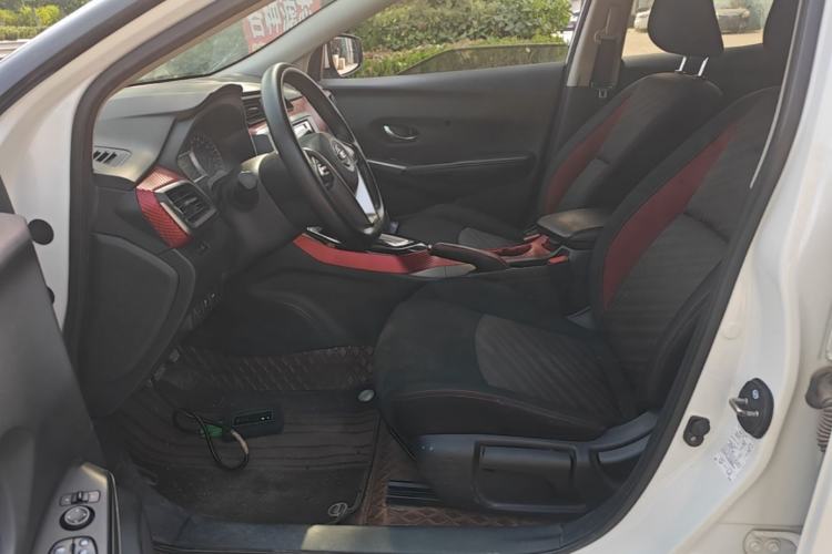 Used Nissan Lannia 2016 1.6L CVT Smart Cool Edition Left Front Seat