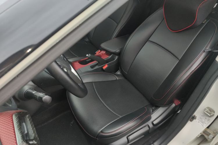 Used Nissan Lannia 2016 1.6L CVT Cool Edition Left Front Seat
