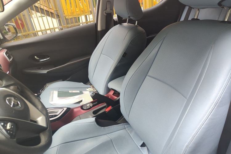 Used Nissan Lannia 2016 1.6L CVT Smart Cool Edition Left Front Seat