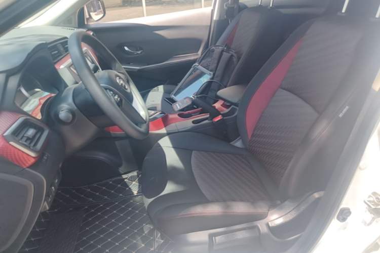 Used Nissan Lannia 2016 1.6L CVT Smart Cool Edition Left Front Seat