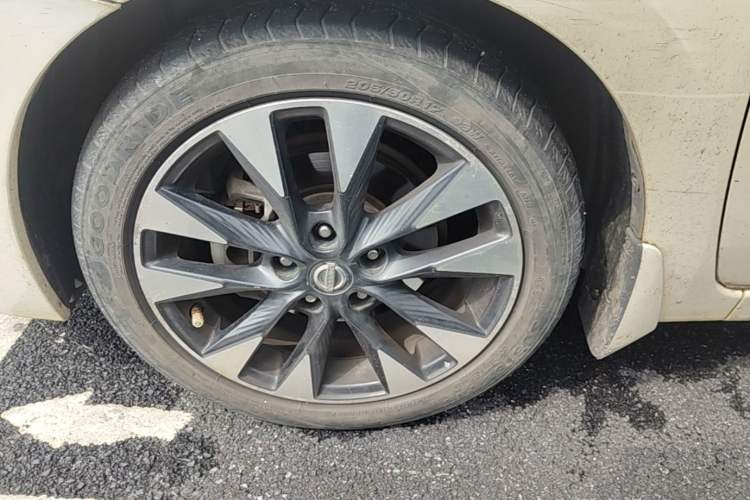 Used Nissan Lannia 2016 1.6L CVT High-Energy Version Left Front Wheel Hub