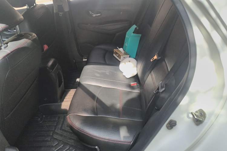 Used Nissan Lannia 2016 1.6L CVT Smart Cool Edition Left Rear Seat