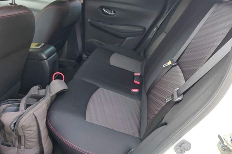 Used Nissan Lannia 2016 1.6L CVT Cool Edition Left Rear Seat