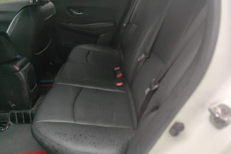 Used Nissan Lannia 2016 1.6L CVT Smart Cool Edition Left Rear Seat