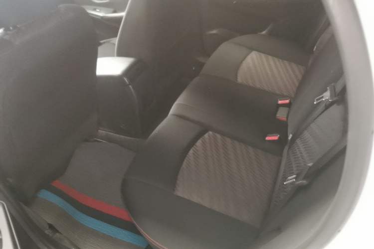 Used Nissan Lannia 2016 1.6L CVT Smart Cool Edition Left Rear Seat