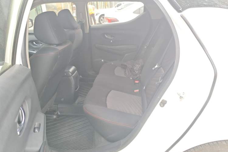 Used Nissan Lannia 2016 1.6L CVT Cool Edition Left Rear Seat