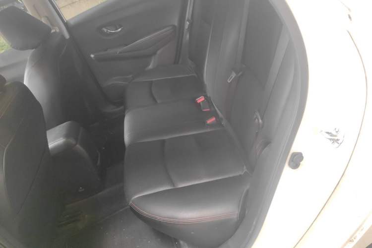 Used Nissan Lannia 2016 1.6L CVT Smart Cool Edition Left Rear Seat