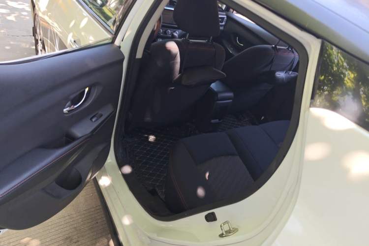Used Nissan Lannia 2016 1.6L CVT Smart Edition Left Rear Seat