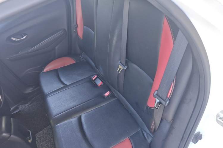 Used Nissan Lannia 2016 1.6L CVT Cool Edition Left Rear Seat
