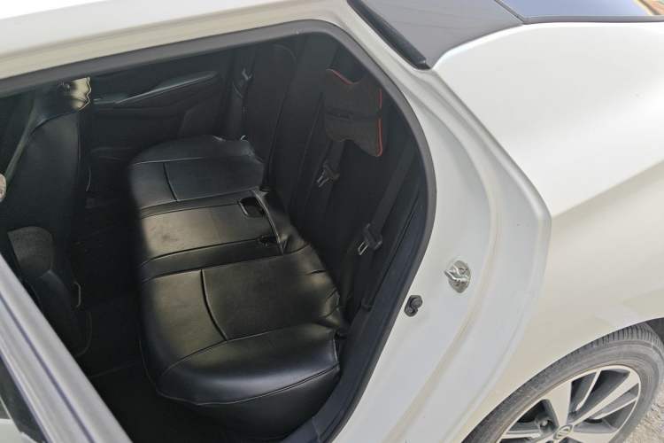 Used Nissan Lannia 2016 1.6L Manual Cool Edition Left Rear Seat