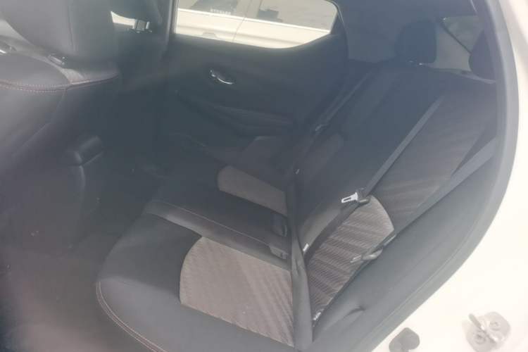 Used Nissan Lannia 2016 1.6L CVT Cool Edition Left Rear Seat