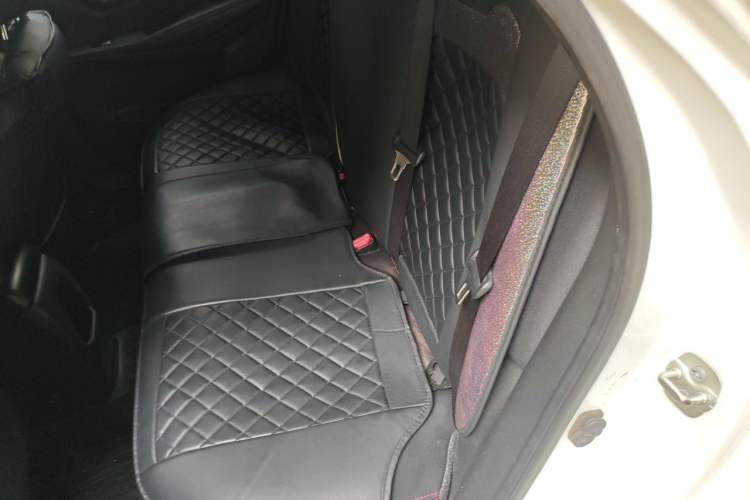 Used Nissan Lannia 2016 1.6L CVT Smart Cool Edition Left Rear Seat