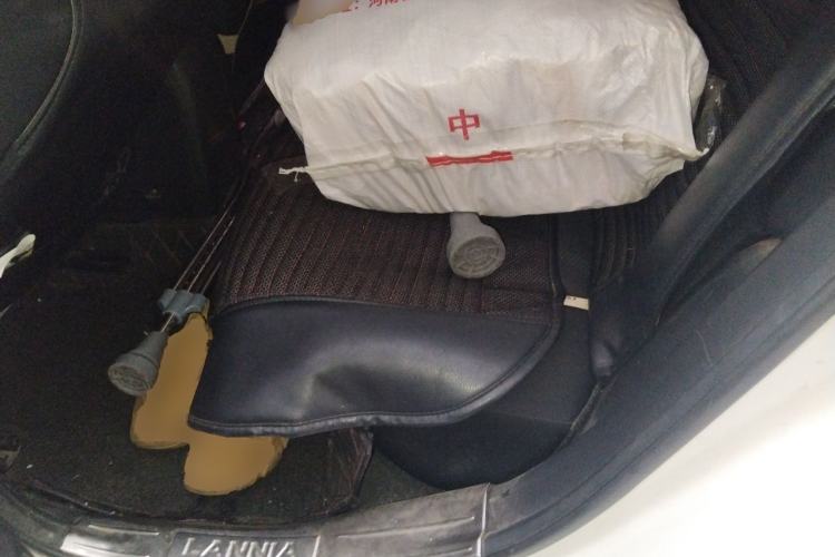 Used Nissan Lannia 2016 1.6L Manual Fashion Edition Left Rear Seat