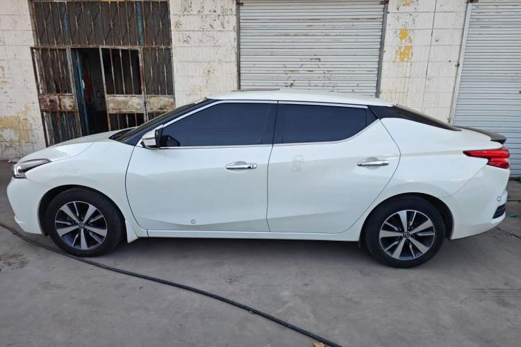 Used Nissan Lannia 2016 1.6L Manual Cool Edition Left Side