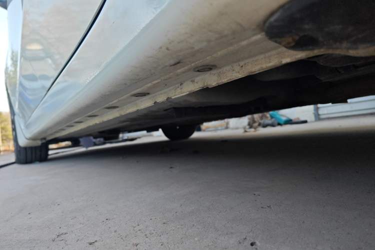 Used Nissan Lannia 2016 1.6L Manual Cool Edition Left Side Sill