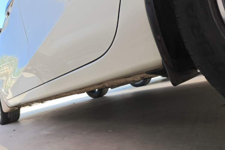 Used Nissan Lannia 2016 1.6L CVT Smart Cool Edition Left Side Sill