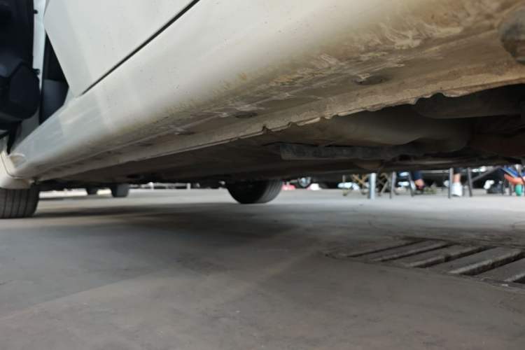 Used Nissan Lannia 2016 1.6L CVT Cool Edition Left Side Sill