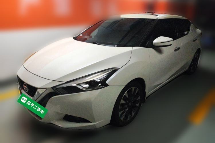 Używany Nissan Lannia 2016 1.6L CVT Smart Cool Edition Guazi used car, China used car export, Used car for sale, Used cars, Cheapest cars for sale