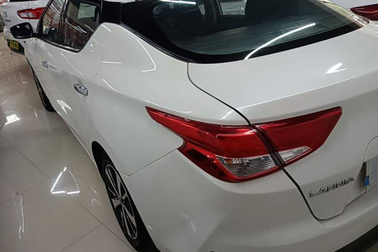 Used Nissan Lannia 2016 1.6L CVT Cool Edition Rear Left 45 Deg