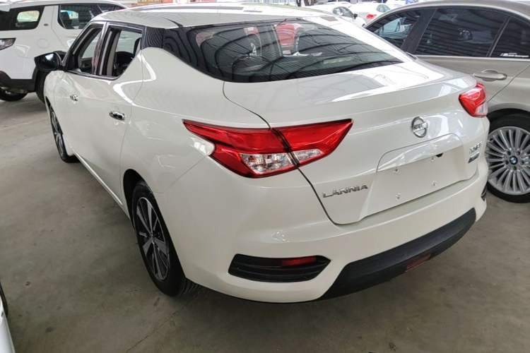 Used Nissan Lannia 2016 1.6L CVT Cool Edition Rear Left 45 Deg