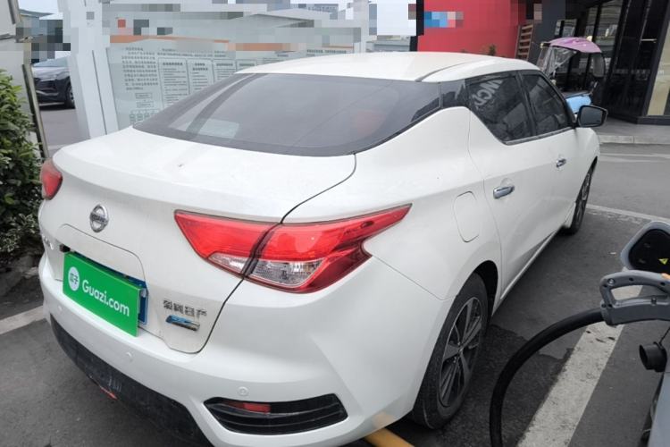 Used Nissan Lannia 2016 1.6L CVT Cool Edition Rear Right 45 Deg
