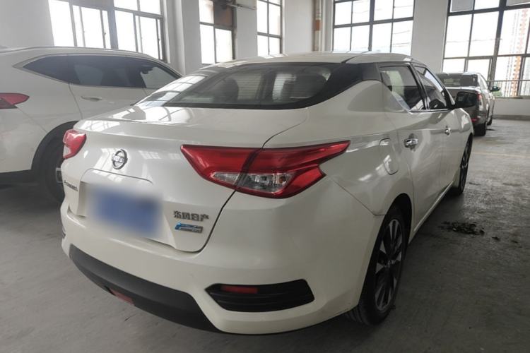 Used Nissan Lannia 2016 1.6L CVT Smart Cool Edition Rear Right 45 Deg