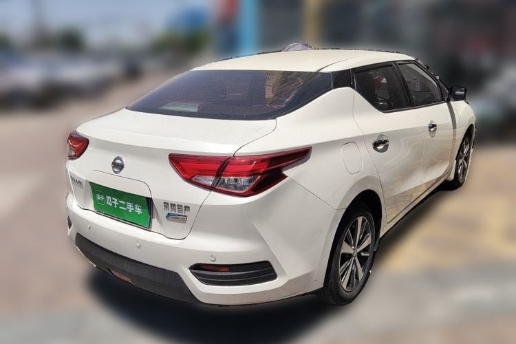 Used Nissan Lannia 2016 1.6L CVT Cool Edition Rear Right 45 Deg
