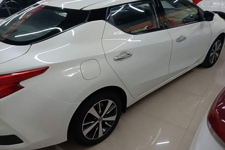 Used Nissan Lannia 2016 1.6L CVT Cool Edition Rear Right 45 Deg