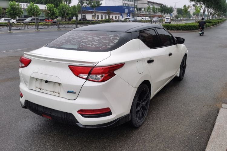 Used Nissan Lannia 2016 1.6L CVT Cool Edition Rear Right 45 Deg