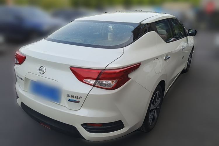 Used Nissan Lannia 2016 1.6L CVT Cool Edition Rear Right 45 Deg