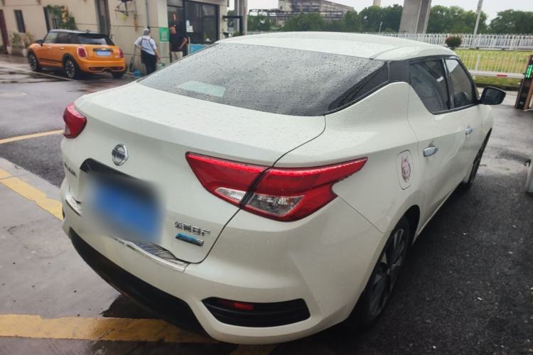 Used Nissan Lannia 2016 1.6L CVT Smart Cool Edition Rear Right 45 Deg