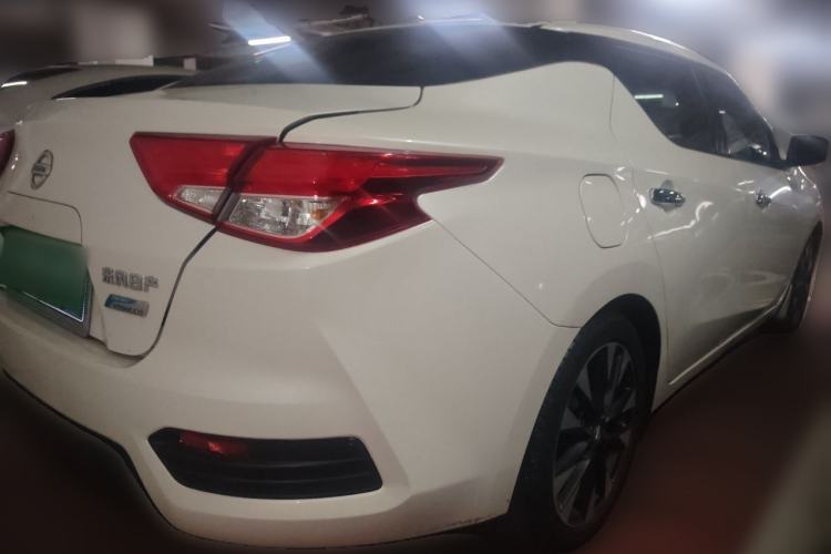 Used Nissan Lannia 2016 1.6L CVT Smart Cool Edition Rear Right 45 Deg