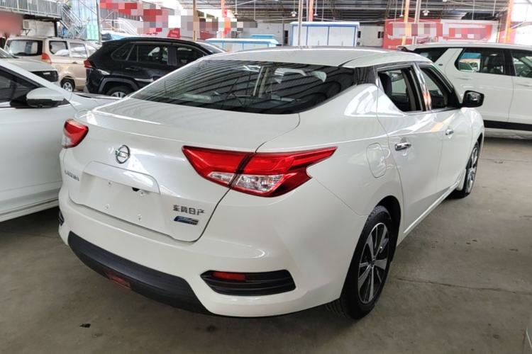 Used Nissan Lannia 2016 1.6L CVT Cool Edition Rear Right 45 Deg