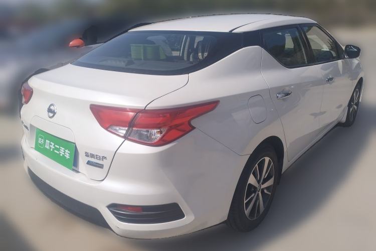 Used Nissan Lannia 2016 1.6L CVT Cool Edition Rear Right 45 Deg