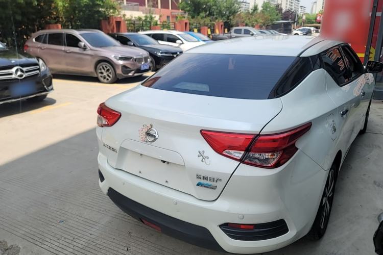 Used Nissan Lannia 2016 1.6L CVT Cool Edition Rear Right 45 Deg