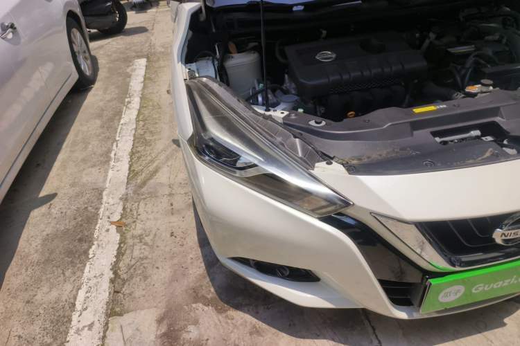 Used Nissan Lannia 2016 1.6L CVT Cool Edition Right Front Headlight