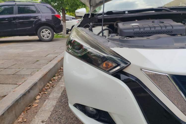 Used Nissan Lannia 2016 1.6L CVT Smart Cool Edition Right Front Headlight
