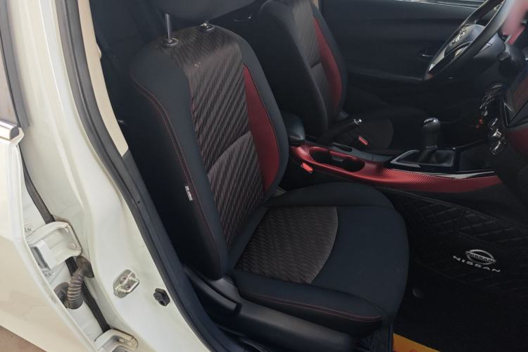 Used Nissan Lannia 2016 1.6L Manual Cool Edition Right Front Seat