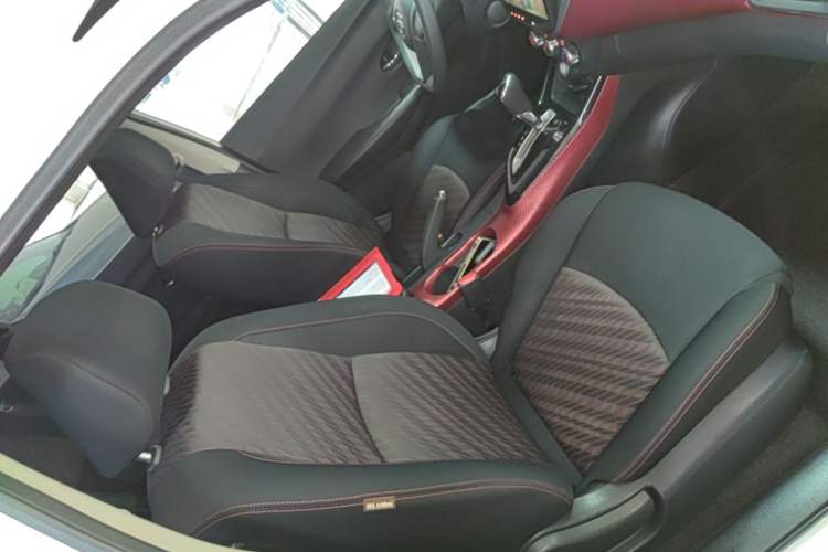 Used Nissan Lannia 2016 1.6L CVT Smart Cool Edition Right Front Seat