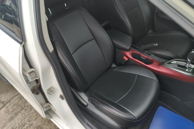 Used Nissan Lannia 2016 1.6L CVT Cool Edition Right Front Seat