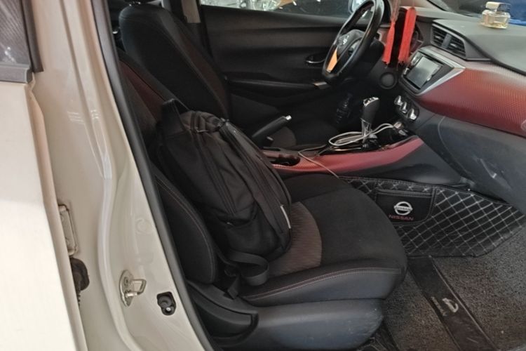 Used Nissan Lannia 2016 1.6L CVT Smart Cool Edition Right Front Seat