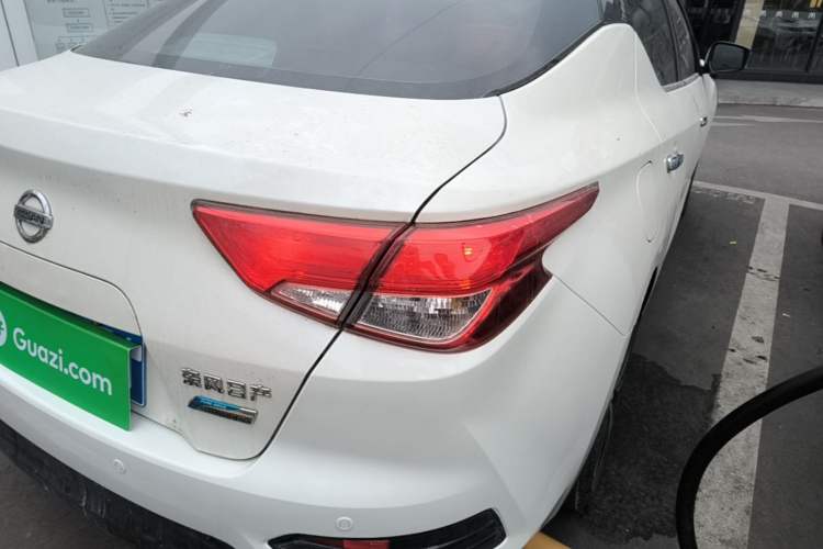 Used Nissan Lannia 2016 1.6L CVT Cool Edition Right Rear Taillight