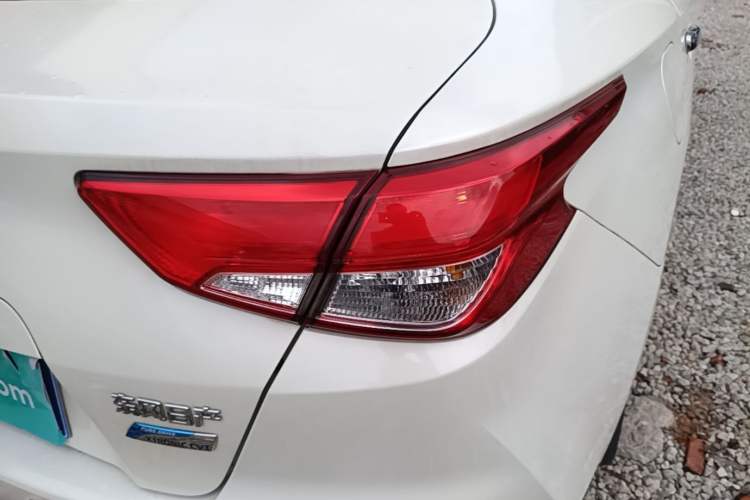 Used Nissan Lannia 2016 1.6L CVT Smart Cool Edition Right Rear Taillight