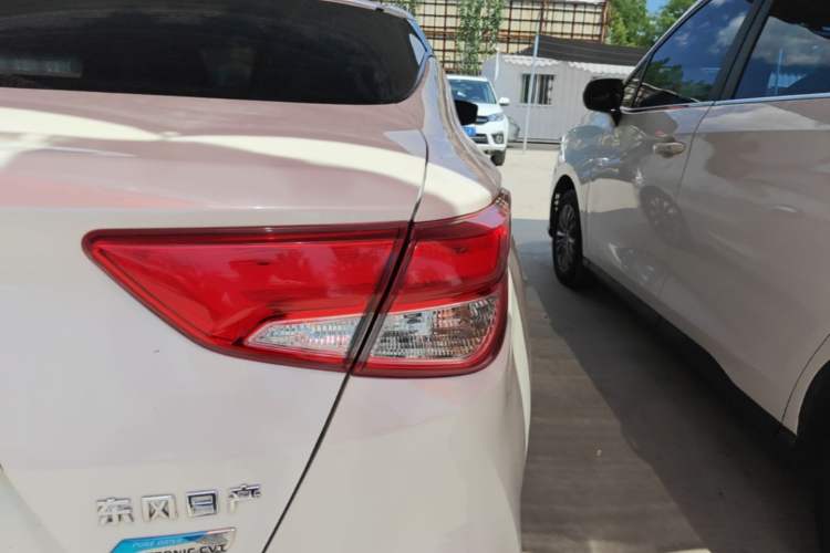 Used Nissan Lannia 2016 1.6L CVT Smart Cool Edition Right Rear Taillight