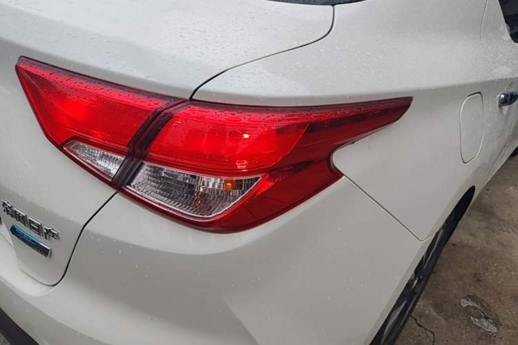 Used Nissan Lannia 2016 1.6L CVT Smart Cool Edition Right Rear Taillight