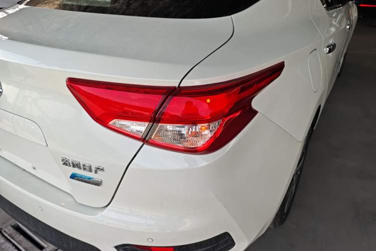 Used Nissan Lannia 2016 1.6L CVT Cool Edition Right Rear Taillight