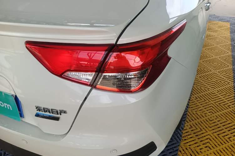 Used Nissan Lannia 2016 1.6L CVT Smart Cool Edition Right Rear Taillight