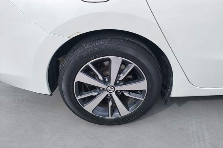 Used Nissan Lannia 2016 1.6L CVT Cool Edition Right Rear Wheel Hub